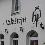 Valdstejn 3*