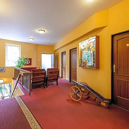 Hotel Valdstejn 3*