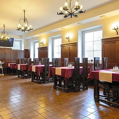 Valdstejn Hotel 3*